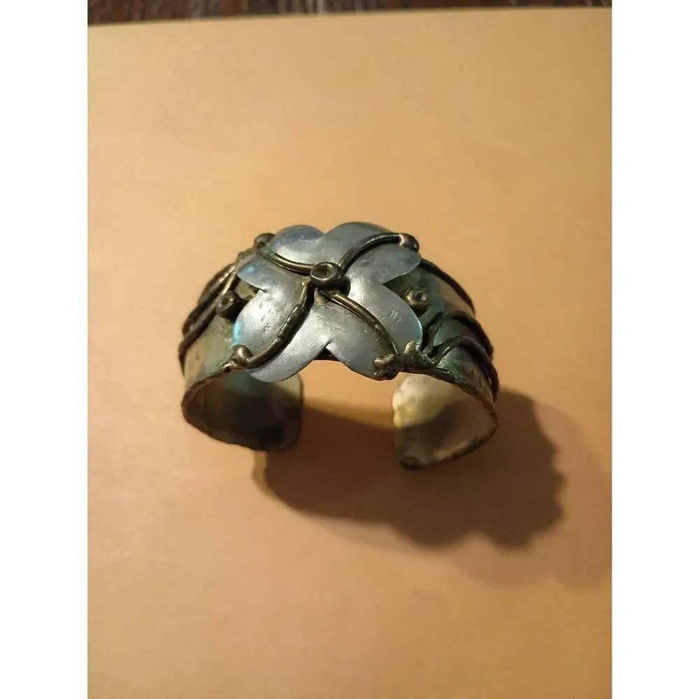 Vintage Artisan Handmade Mixed-Metal Style Brass Floral Cuff Bracelet